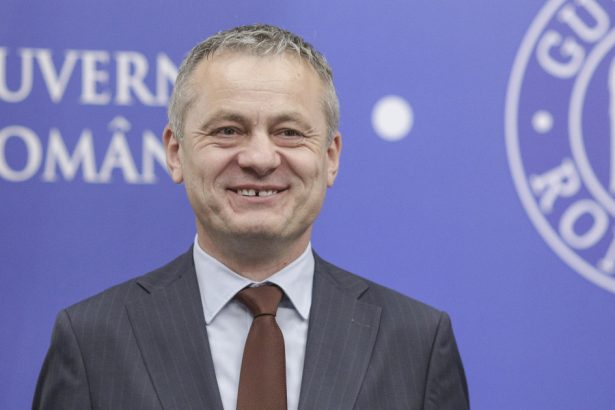 liberalul mircea malan a castigat functia de presedinte al consiliului judetean bihor cu aproape 70 681836a0c35f9