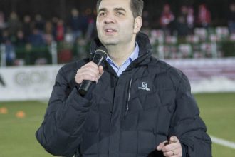 lider udmr pentru extremistii care cred ca daca ar castiga simion maghiarii ar fugi din romania am o veste proasta nu o sa fugim 681cd09464d3b