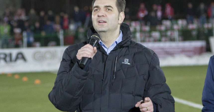 lider udmr pentru extremistii care cred ca daca ar castiga simion maghiarii ar fugi din romania am o veste proasta nu o sa fugim 681cd09464d3b