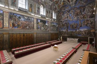 live text conclavul pentru alegerea noului papa incepe astazi 133 de cardinali inchisi in capela sixtina corespondenta digi24 de la vatican 681b10ec615f6
