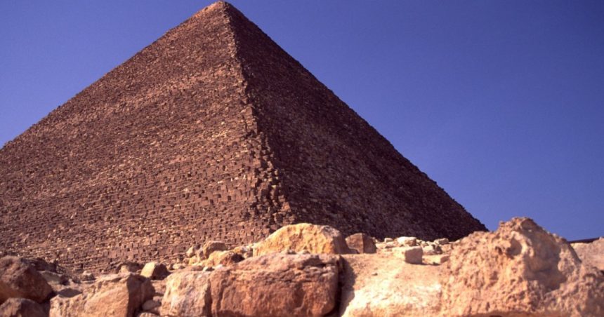 lucrarile de modernizare a piramidelor din giza bat pasul pe loc planul egiptenilor fara aglomeratie sau vanzatori agresivi 6815cab486ba3