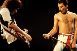 m a pretuit ca pe o comoara freddie mercury a avut o fiica secreta dezvaluirile facute de o noua biografie a solistului queen 683198ad7b0cc