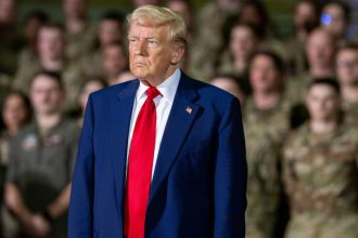 militarizarea sua donald trump vrea o crestere de 65 a bugetului pentru securitate interna si de 13 pentru aparare 68150e06d0bf4