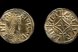 moneda dintr un tezaur viking furat acum 10 ani descoperita la vanzare in londra alte 230 de piese sunt inca disparute 682f18d2eb4e5