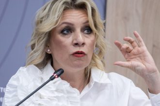 nou derapaj al moscovei zaharova spune ca participarea lui putin la negocierile de pace a fost o fantezie bolnava a lui zelenski 682d7fd7dc4c7