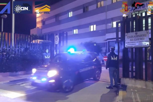 operatiune uriasa a politistilor din italia impotriva temutei grupari mafiote ndrangheta 682dff93db72c