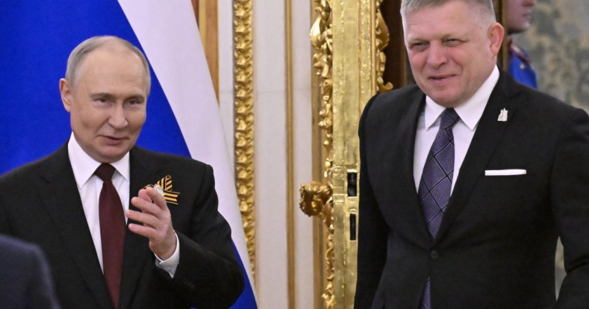 premierul slovac a luat in deradere incercarile ue de a l impiedica sa participe la parada de la moscova ce a vorbit cu putin 681f53b5511c7