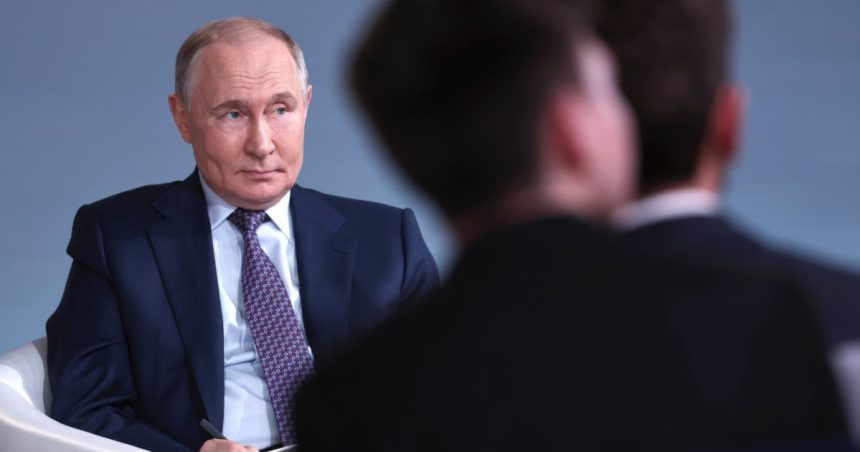 putin marturiseste ca se gandeste la un succesor 681778c4546b7