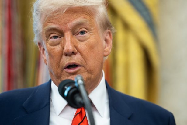 reteaua americana a posturilor de radio publice contesta in justitie decretul lui donald trump care suspenda finantarea ei 6835ec17661f2