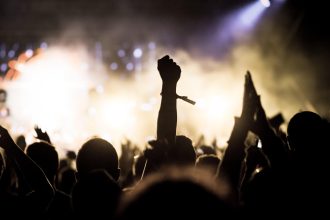 rockerii fac apel pentru participare la vot nu e vorba de a alege raul cel mai mic e o alegere clara intre rau si bine 6826e188a092d