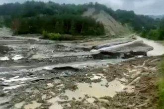 situatie critica in harghita risc de prabusire la salina praid dupa ploile abundente din ultimele zile 6835d8655bfff
