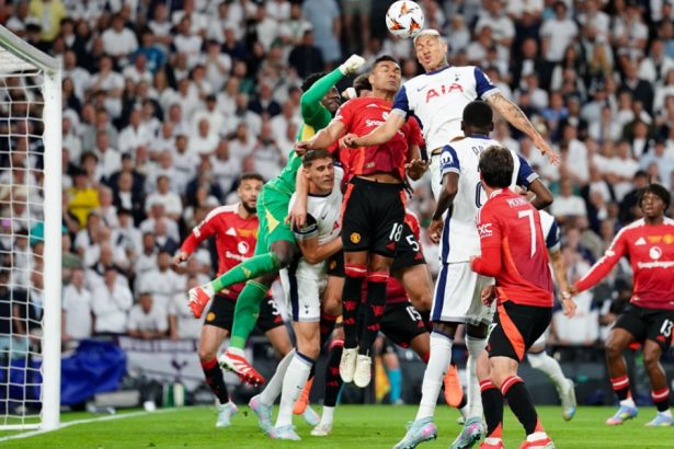 tottenham a castigat trofeul europa league dupa ce a invins manchester united in ultimul act al competitiei 6834b333a889a