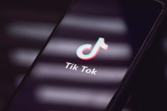 un barbat din bucuresti e anchetat dupa ce a instigat pe tiktok la o noua revolutie planul era de a i aresta pe toti din guvern 682aff0d01b97