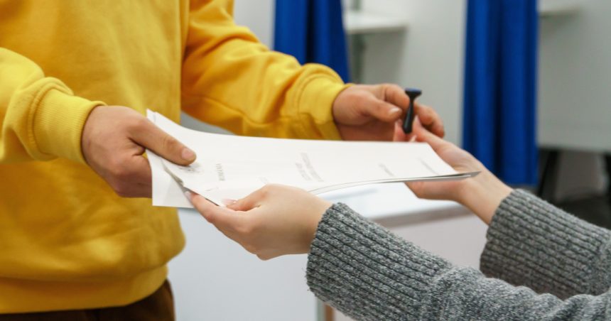 unde votezi in turul 2 al alegerilor prezidentiale 2025 daca esti plecat din localitatea de domiciliu 6826d954c37e9