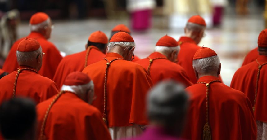 vaticanul anunta ca va dezactiva acoperirea telefoniei mobile pe intregul sau teritoriu pentru a izola conclavul 68191544cad6f