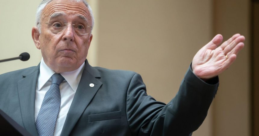 video avertisment de la bnr mugur isarescu anunta ca vin scumpiri nu va fi usor problema este finantarea deficitului bugetar 682c5e9f09585