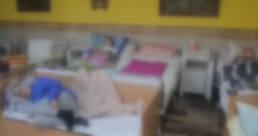 video centrul groazei din dorohoi batrani cu rani tinuti pe intuneric si fortati sa si cedeze casele dosar penal dupa o moarte suspecta 681b008438eab