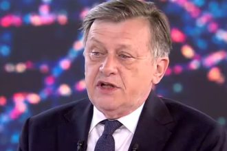 video crin antonescu cred ca prezenta va fi semnificativa ii indemn pe toti compatriotii sa voteze pentru ca alegerile sa aiba legitimitat 68144b86d6945