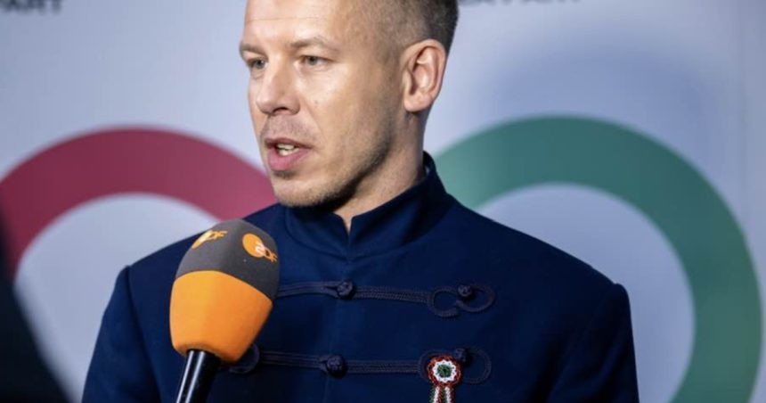video liderul opozitiei din ungaria vine pe jos de la budapesta la oradea il acuza pe orban ca i a vandut pe maghiari pentru simion 68234bb9ef0a6