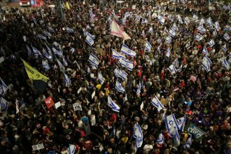 video manifestatie cu mii de oameni la tel aviv pentru eliberarea ostaticilor mobilizare uriasa dupa 600 de zile de razboi 68377bb38a992