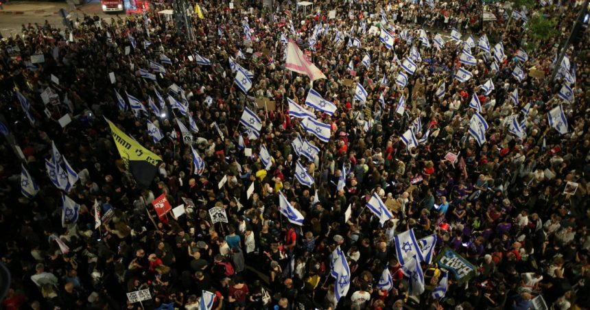 video manifestatie cu mii de oameni la tel aviv pentru eliberarea ostaticilor mobilizare uriasa dupa 600 de zile de razboi 68377bb38a992