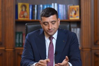 video mesajul lui george simion pentru diaspora dupa primul tur al prezidentialelor mi a fost greu sa spun acest discurs 6818b1e45f8b9