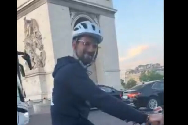 video novak djokovici plimbare cu bicicleta prin paris in plin turneu te iubesc si eu te iubesc 683ae40c00f58