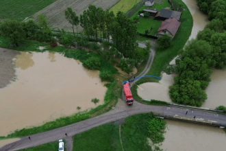 video ploile si vijeliile au facut ravagii sute de oameni evacuati in covasna case inundate in harghita a fost emis cod rosu de inundatii 6835718530c18