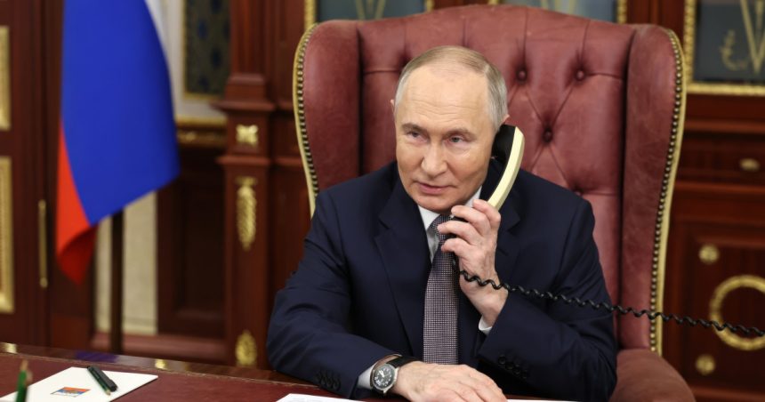 video putin isi arata pentru prima data apartamentul de la kremlin in mare parte am dormit aici in ultimii trei ani 681630a66dd39