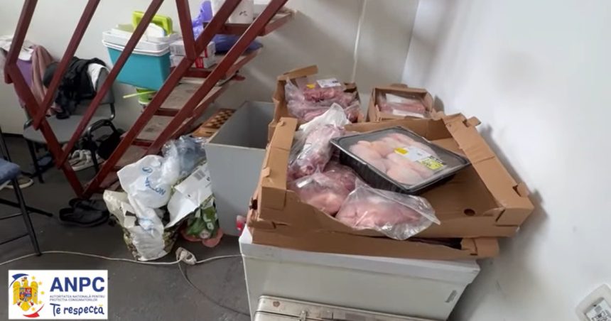 videofoto anpc a inchis 16 unitati de pe centura capitalei amenzi si produse retrase ciorapi miros infect si produse alimentare 681c7fb87d8d0