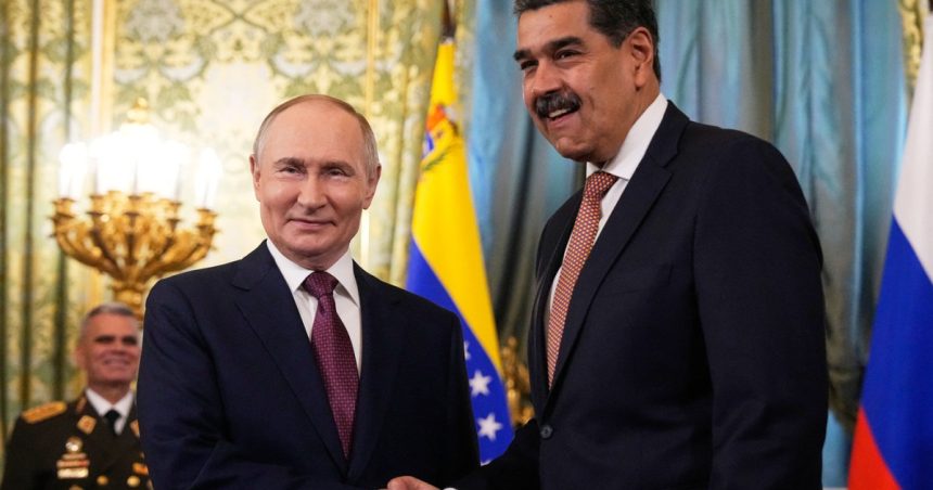 vladimir putin si nicolas maduro au semnat un acord strategic ce prevede parteneriatul intre rusia si venezuela 681c6f1555bdf
