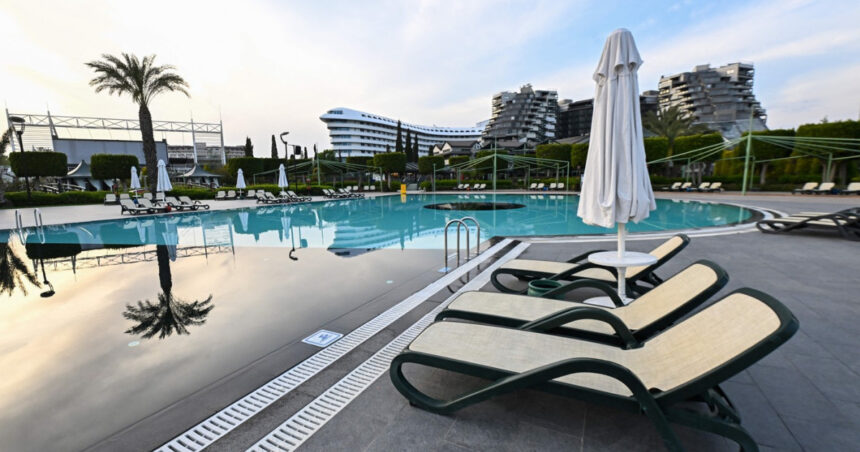 4 000 de hoteluri din turcia au fost inchise chiar la inceput de sezon unii turisti s au trezit fara cazare 6851acab6bab1
