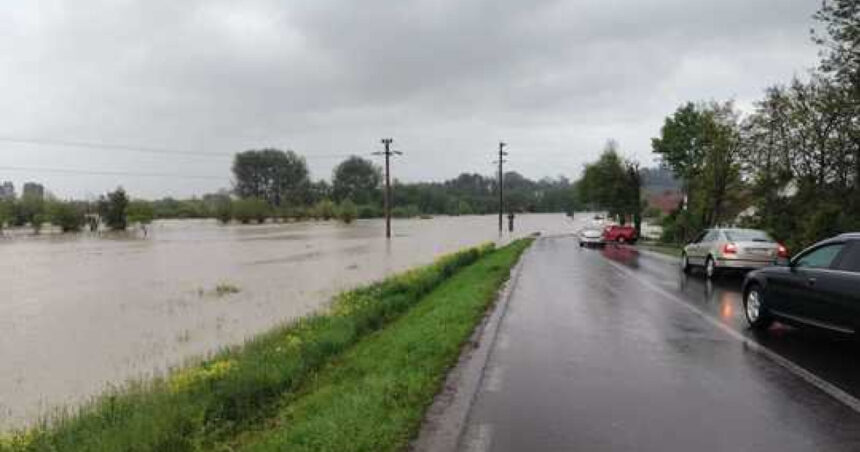 alerta hidrologica cod galben privind viituri rapide si posibile inundatii locale in zece judete 683ed4cadec86