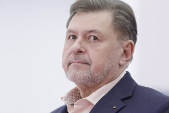 alexandru rafila spune care dauneaza mai mult zaharul sau alcoolul ce alege ministrul sanatatii intre covrigi si merdenele 68442300d9902