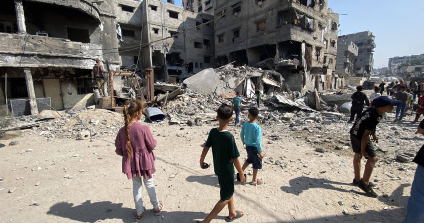 apararea civila din gaza spune ca 36 de oameni au fost ucisi de fortele israeliene focuri de arma in apropierea unui centru umanitar 6844578272cc0