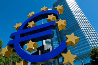 banca reglementelor internationale avertizeaza ca economia mondiala se afla intr un moment de cotitura 68622c0de61f5