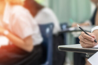 barem de corectare la limba si literatura romana modele de rezolvare pentru subiectele de la evaluarea nationala 2025 68595cc252e6b