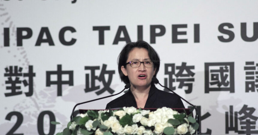 beijingul ar fi planuit o coliziune cu masina vicepresedintei taiwanului in timpul unei vizite la praga the guardian 68603b2f461da
