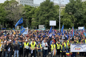 bns cere amanarea ordonantei austeritatii si a instiintat comisia europeana ca guvernul risca sa comita abuzuri 685e6bb1708b5
