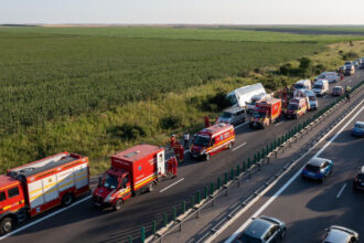 care este starea copiilor dusi la spital dupa ce autocarul cu care mergeau la mare s a rasturnat pe autostrada a2 6858e9eba8f02