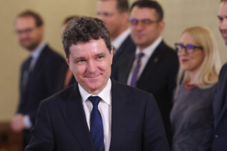 ce ministere va avea usr in guvernul bolojan surpriza de la mae 68559bd2a96bc