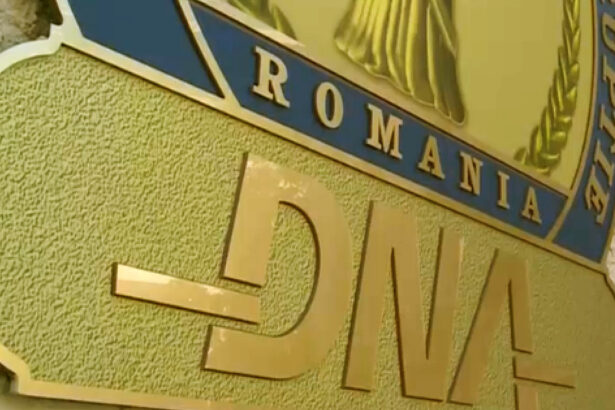 comisari ai garzii de mediu botosani trimisi in judecata de dna pentru luare de mita si falsuri in favoarea unor firme 685c0a6265bc8