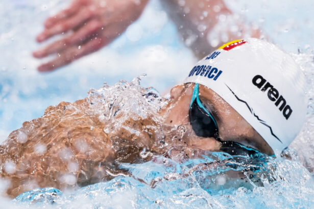 david popovici s a calificat cu cel mai bun timp in finala de la 200 m liber la europenele de inot under 23 din slovacia 685d983a75541