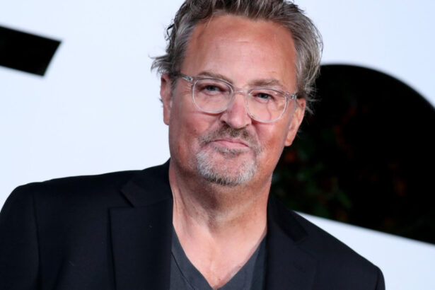 doctorul lui matthew perry a pledat vinovat si ar putea primi pana la 40 de ani de inchisoare 685e8bfa358a9
