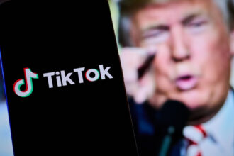 donald trump a anuntat ca oameni foarte bogati vor sa cumpere tiktok va voi spune in doua saptamani 6861a67d4bc53
