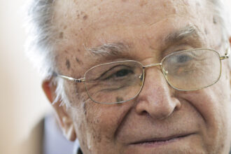 exclusiv ce inseamna diagnosticul de etapa pe care i l au pus medicii lui ion iliescu explicatiile unui pneumolog 6849412a1046d