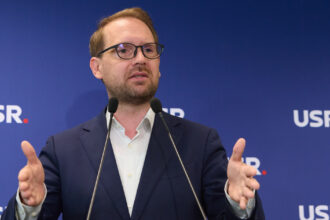 fritz vom vota un guvern din care face parte usr executivul va trebui sa aiba lideri credibili care au autoritate politica si morala 68402fad34237