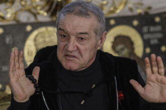 george becali reactioneaza dupa ce a primit interdictie sa cante in strana catedralei patriahale 68440938622e2