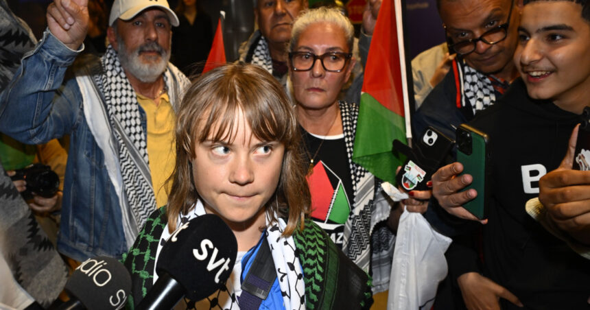 greta thunberg a fost torturata de israelieni cu cantece pentru copii inainte de a fi deportata in suedia 68496d79abfa8