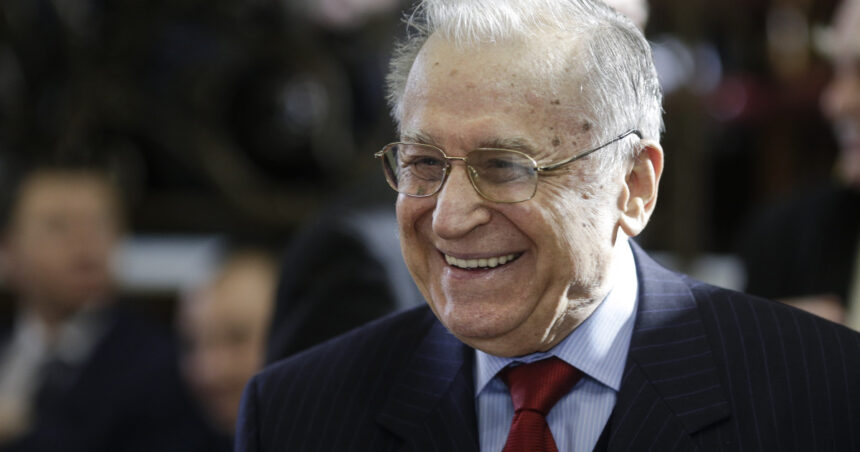 ion iliescu explica de ce l a felicitat pe nicusor dan dupa alegerile prezidentiale m as fi bucurat sa fi castigat un candidat psd 6853f26ee3cde